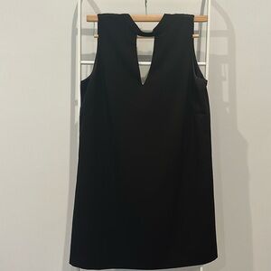 5|48 Sleeveless Keyhole Shift Dress